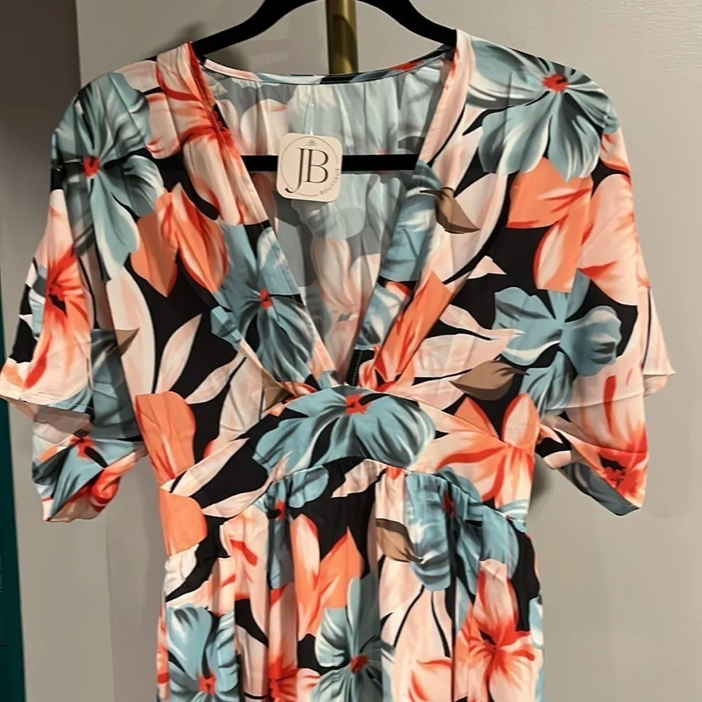 NWT Tropical Floral Maxi Midi Dress - small